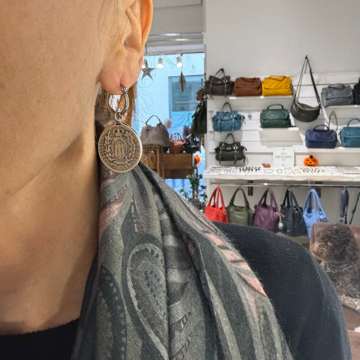 Orecchini Cerchio con moneta