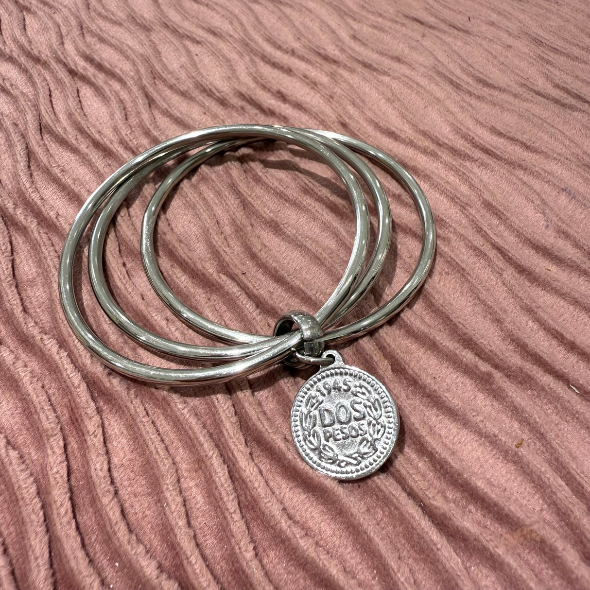 Bracciale rigido 3 fili con moneta