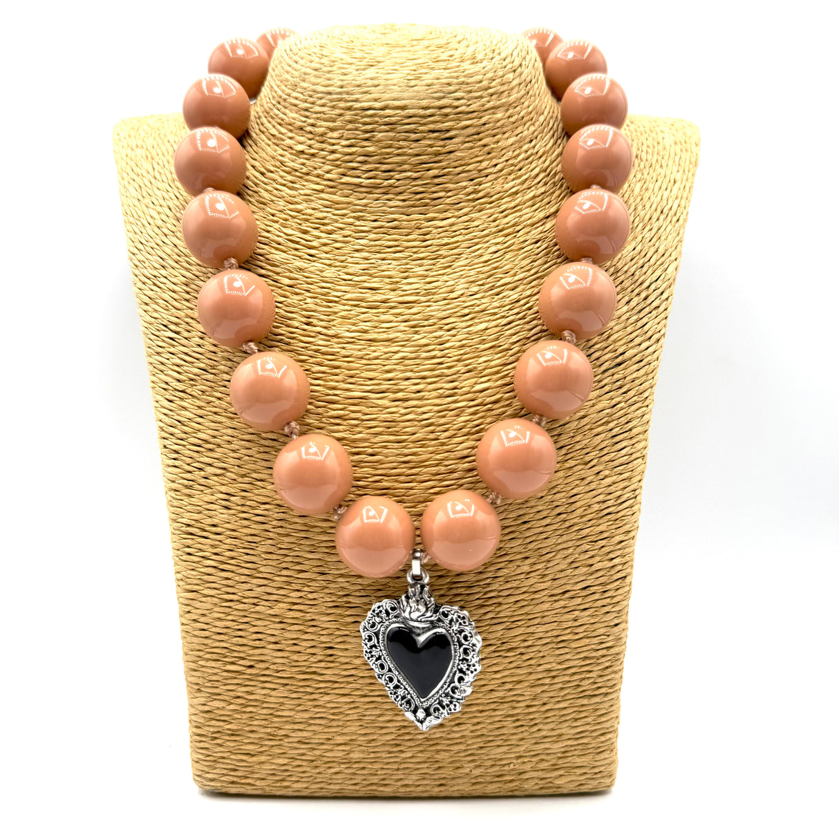 Collana Resina Cipria e cuore sacro Black