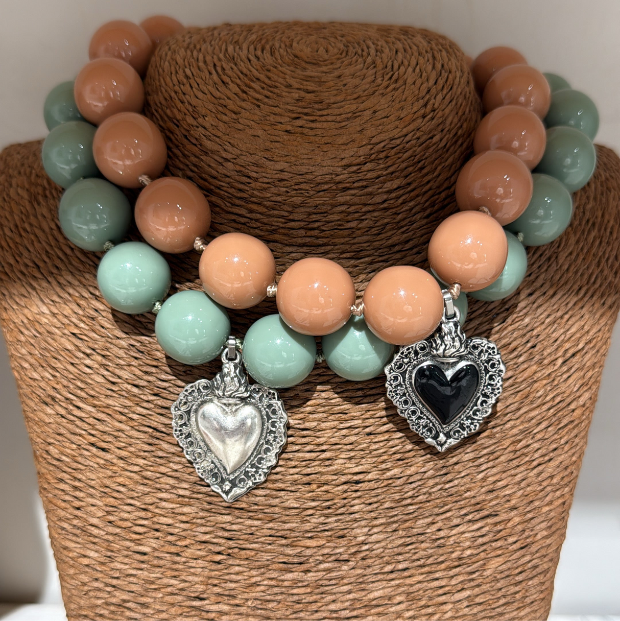 Collana Resina Verde Salvia e cuore sacro