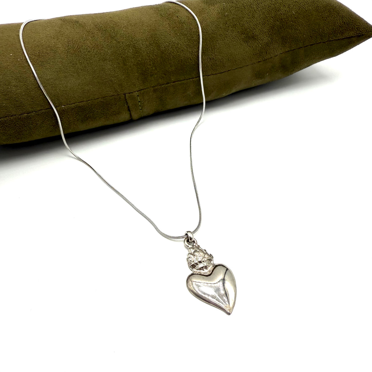 Collana Cuore Sacro fiamma Argento925