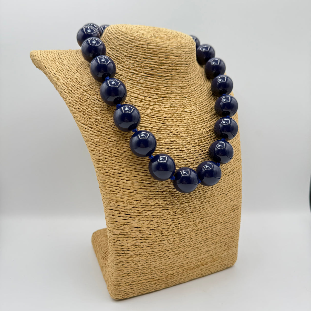 Collana sfere in Resina Blu scuro