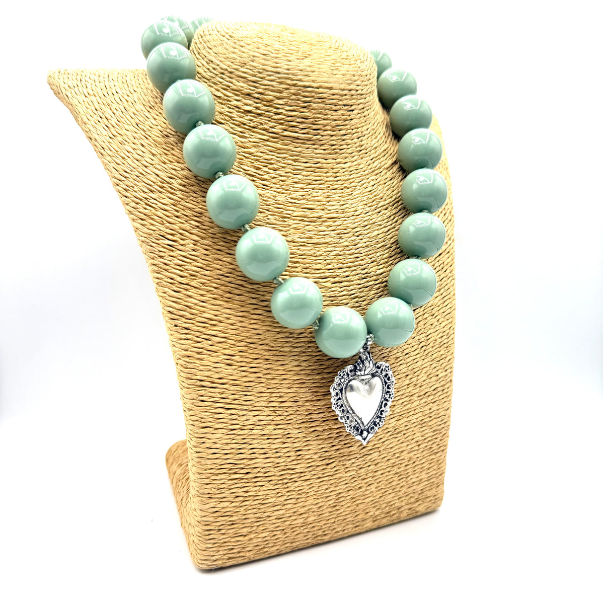 Collana Resina Verde Salvia e cuore sacro