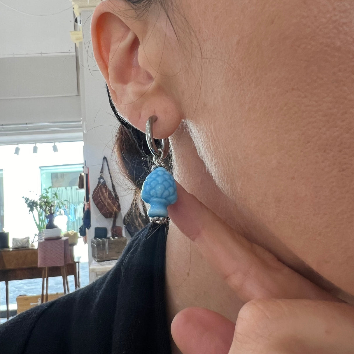 Orecchini Pigna Ceramica celeste