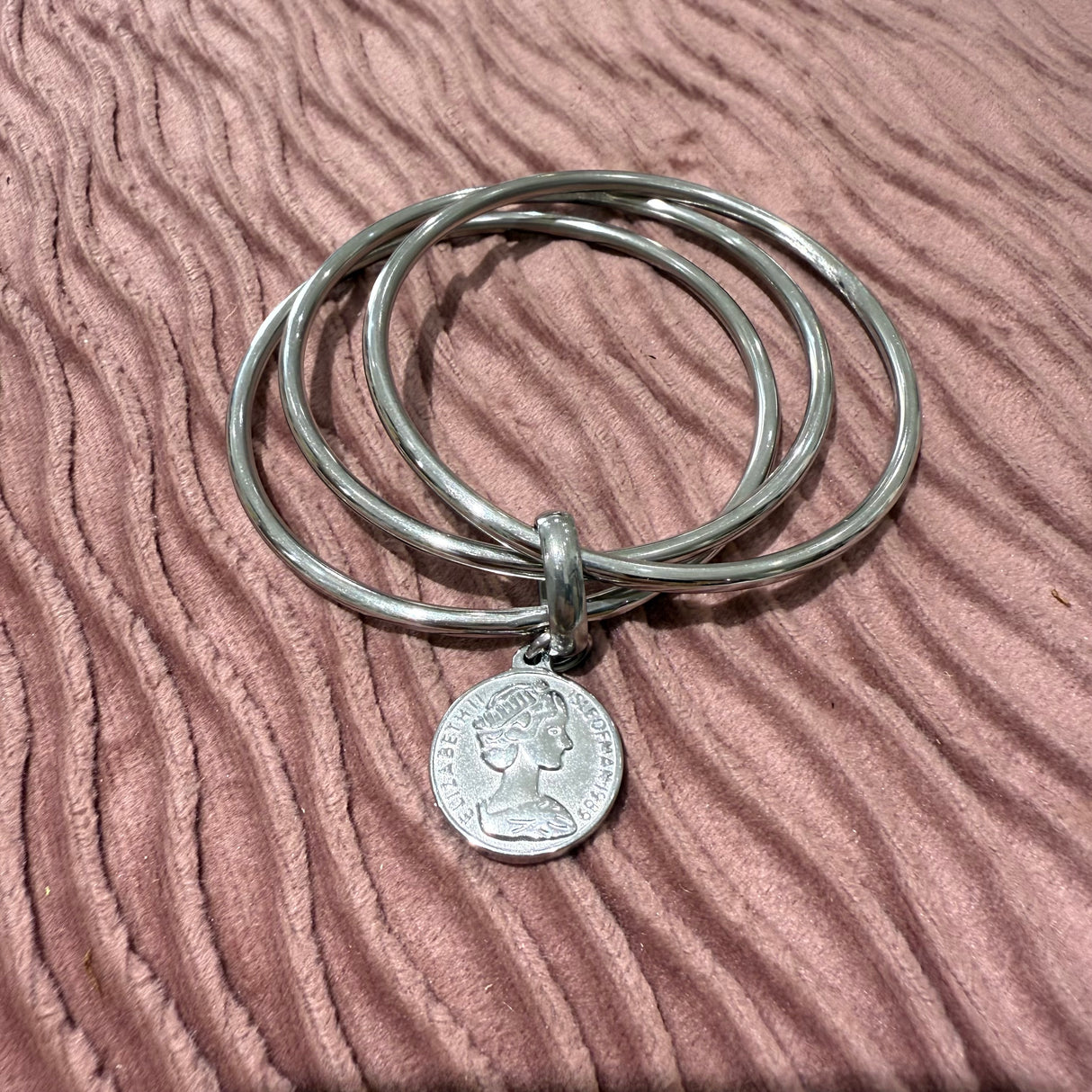 Bracciale rigido 3 fili con moneta