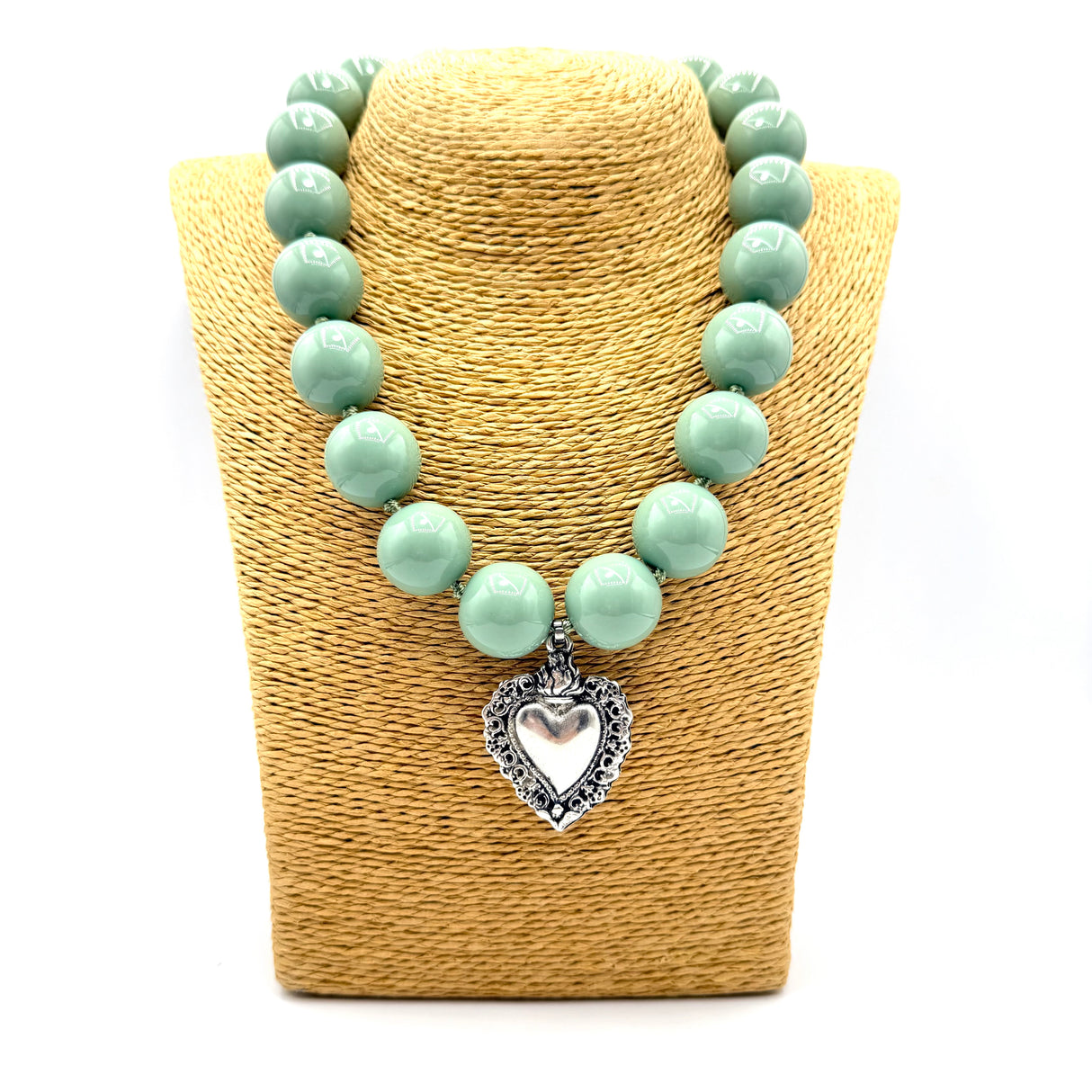 Collana Resina Verde Salvia e cuore sacro