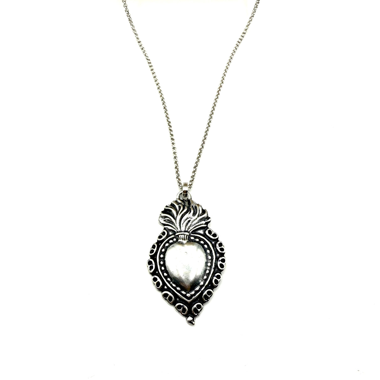 Collana Cuore Sacro ricamo