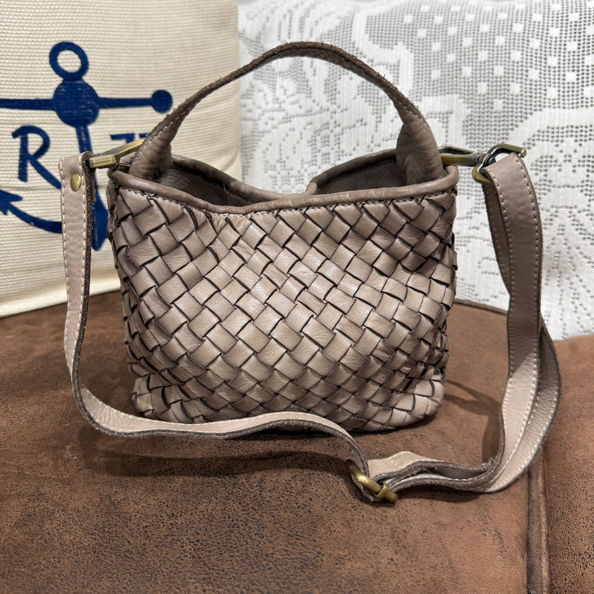 Borsa Mirtilla Small intrecciata Taupe