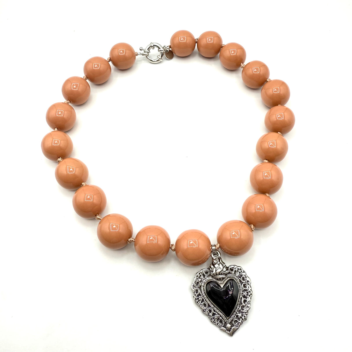 Collana Resina Cipria e cuore sacro Black