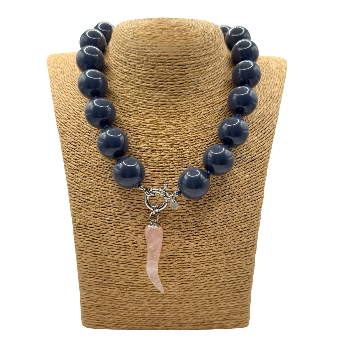 Collana Resina Grigio Fumo e Corno Quarzo Rosa