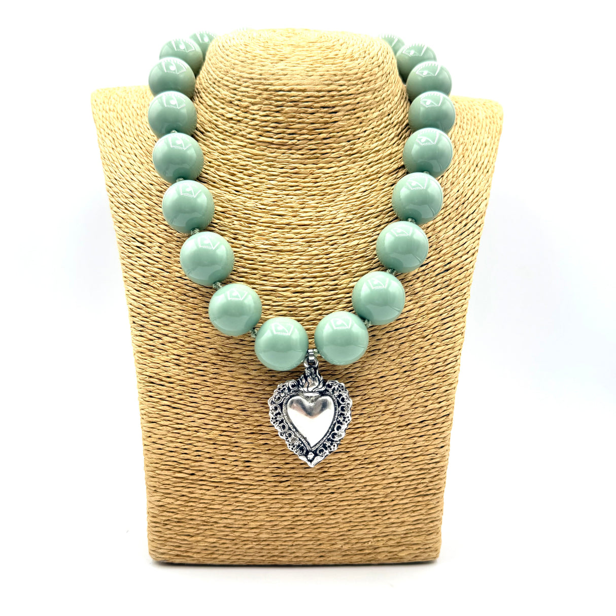 Collana Resina Verde Salvia e cuore sacro