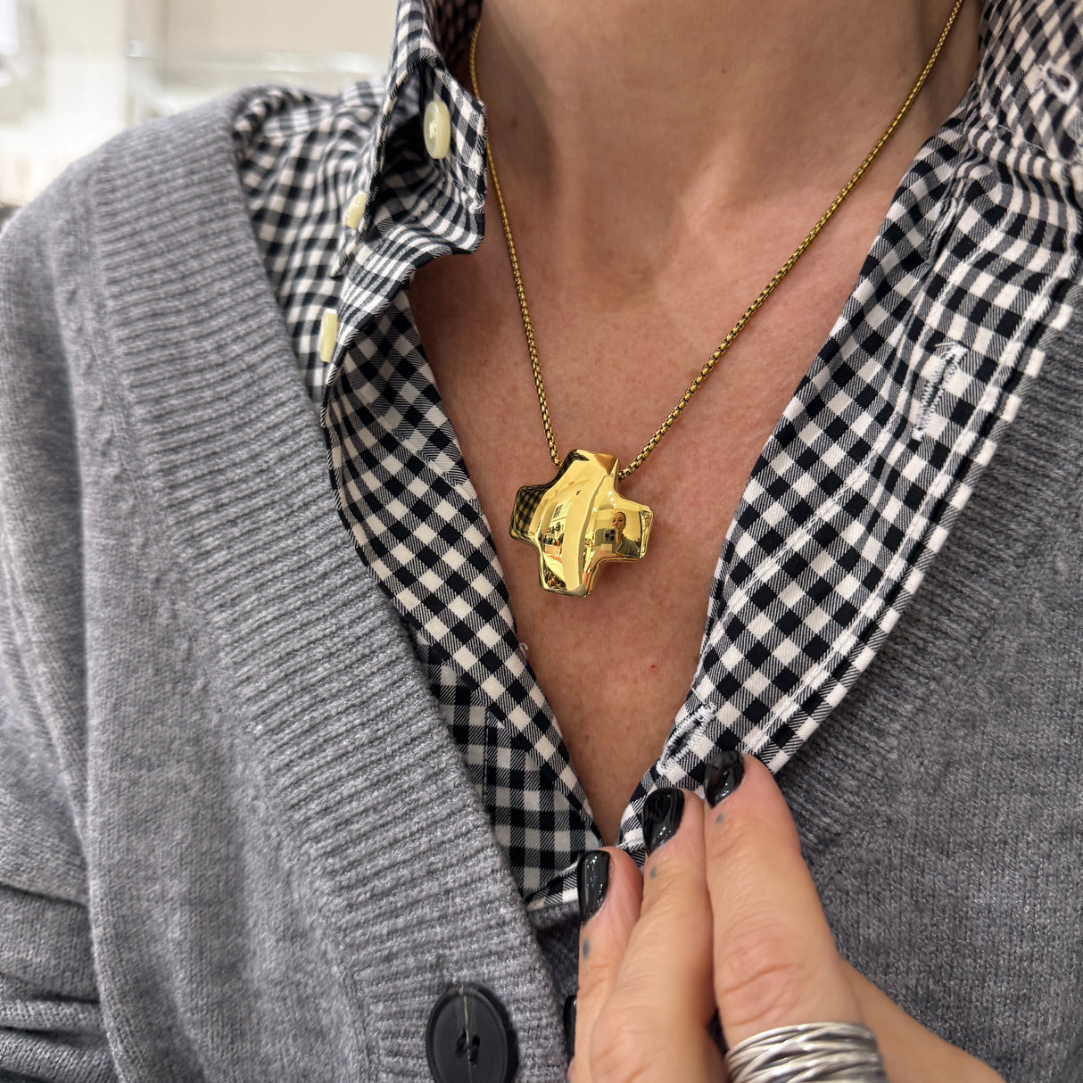 Collana Croce bombata acciaio inossidabile gold