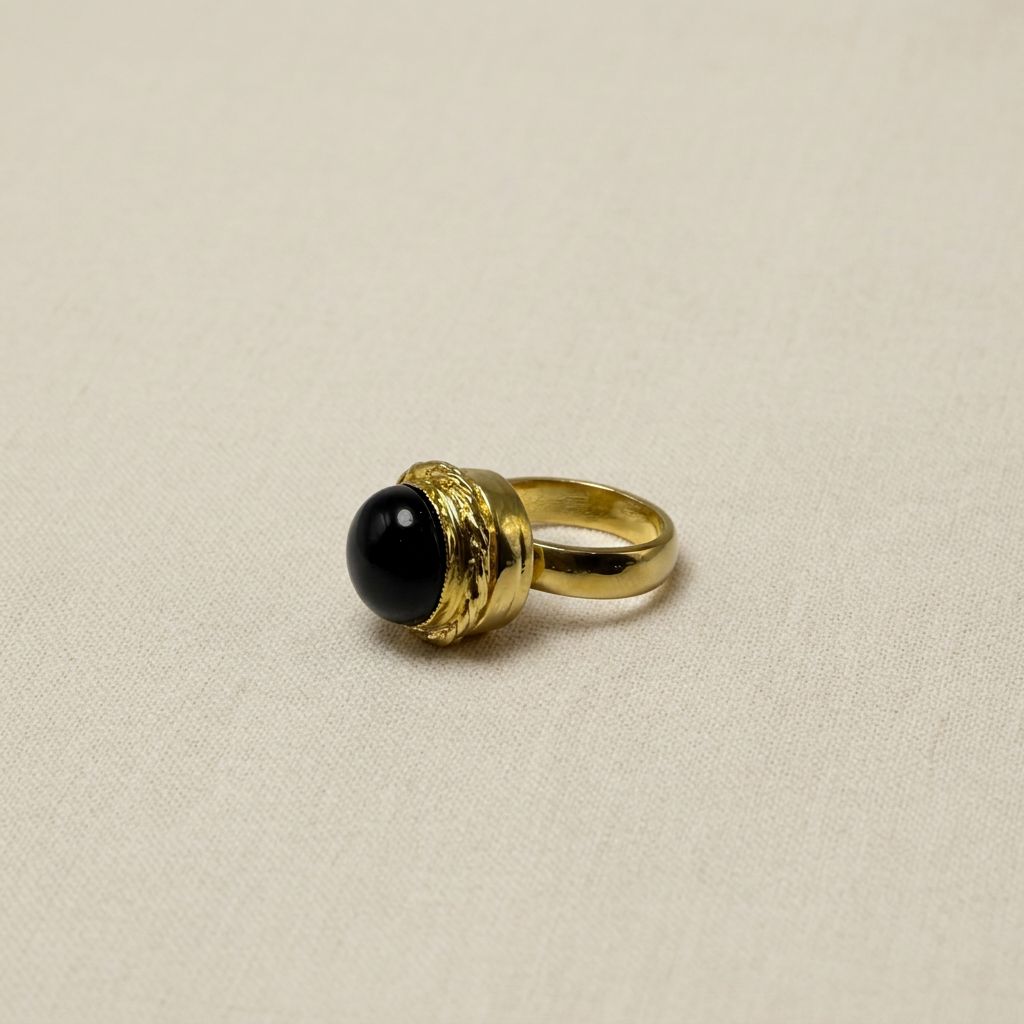 Anello su lino beige, foto 5