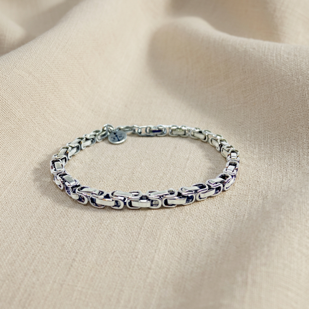 Bracciale Bizantina Squadrata 2 su lino beige