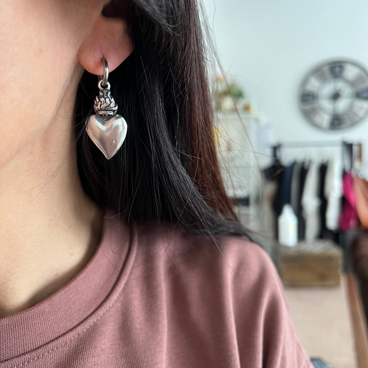 Orecchini Cuore sacro fiamma pendenti