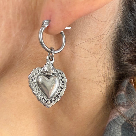 Orecchini Cerchio con Cuore sacro