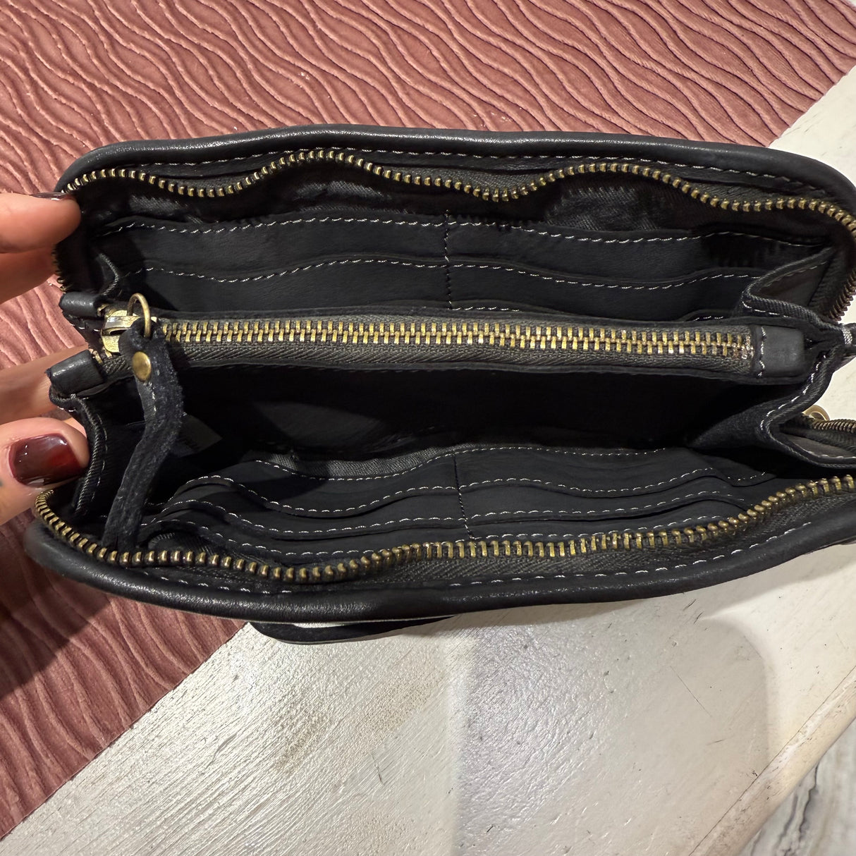 Portafoglio pelle e borchie Black