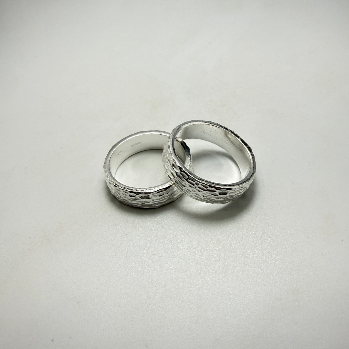 Coppia Fedi Martellate Argento925