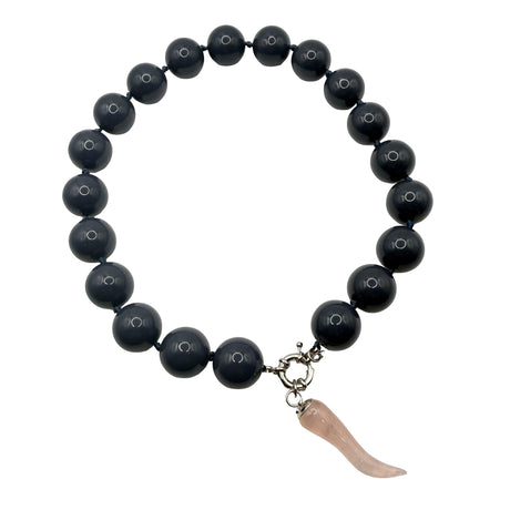 Collana Resina Grigio Fumo e Corno Quarzo Rosa