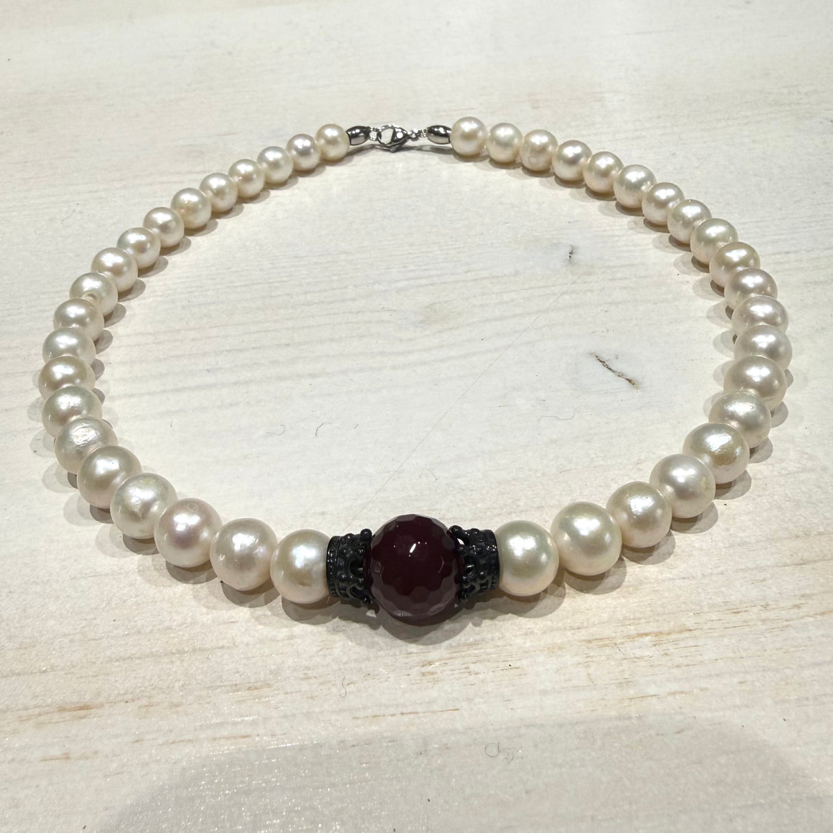 Collana Perle e Corone in acciaio inossidabile