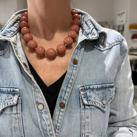 Collana sfere in Resina Rosa antico