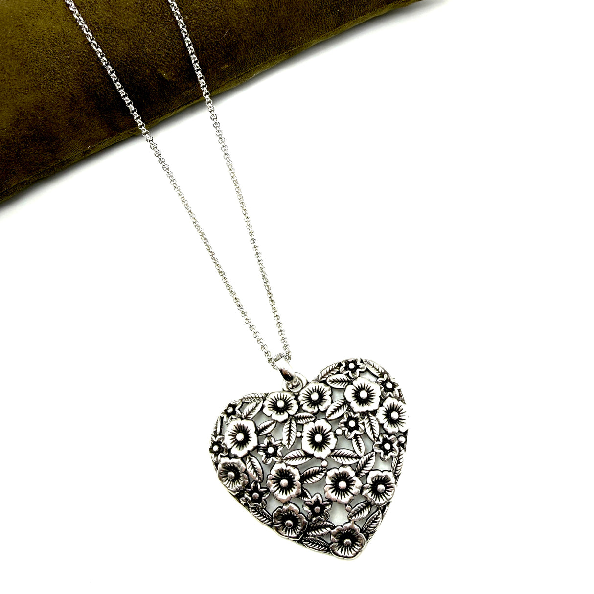 Collana Cuore e fiori