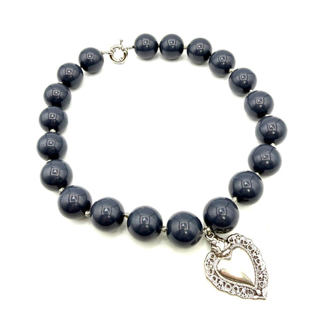 Collana Resina Grigio fumè e Cuore Sacro