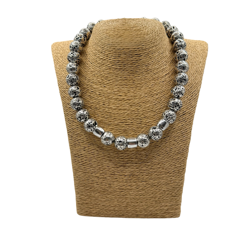 Collana Pietra Lavica argentata