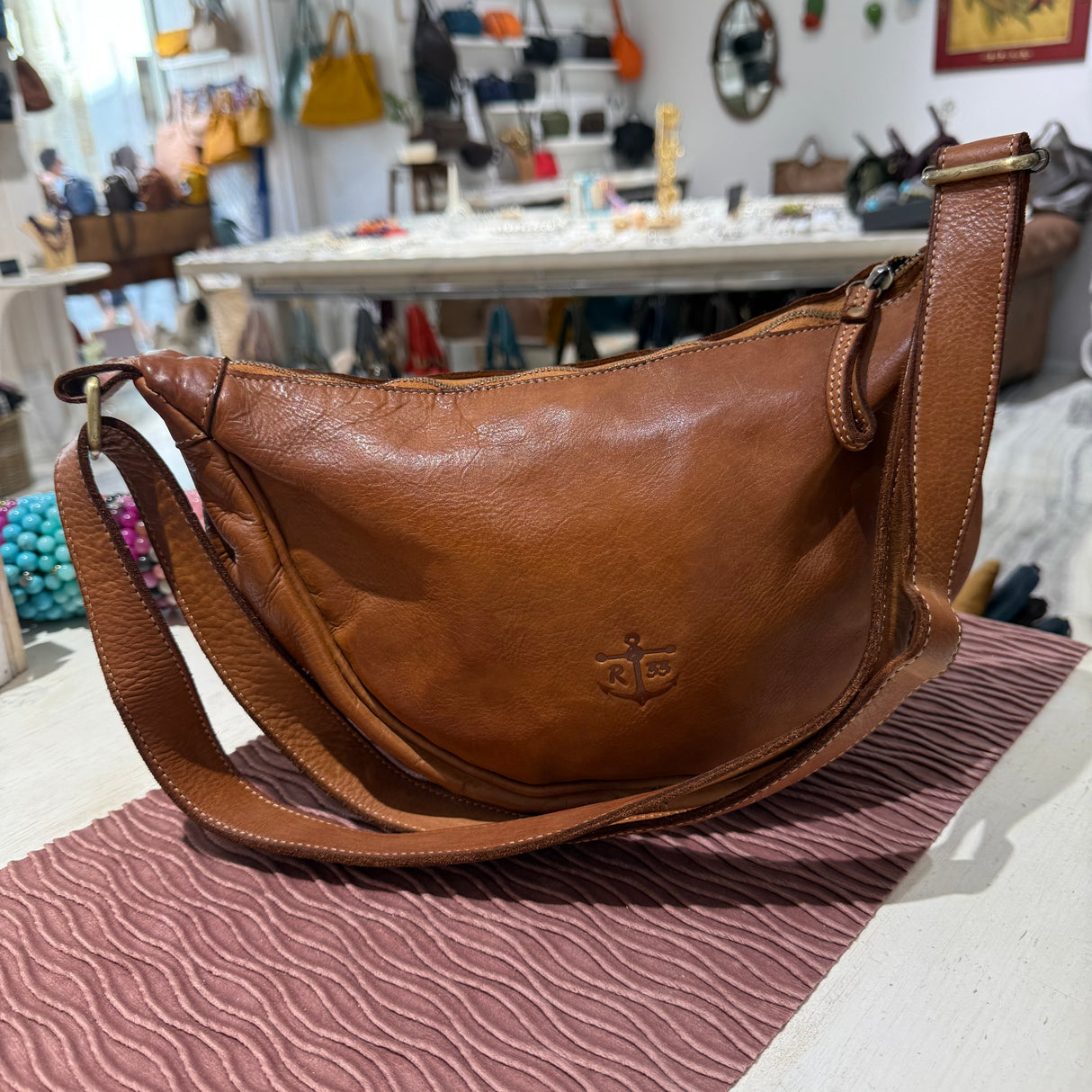 Borsa Marsupio Mezzaluna Cuoio