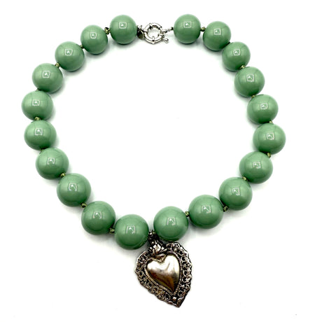 Collana Resina Verde Salvia e cuore sacro