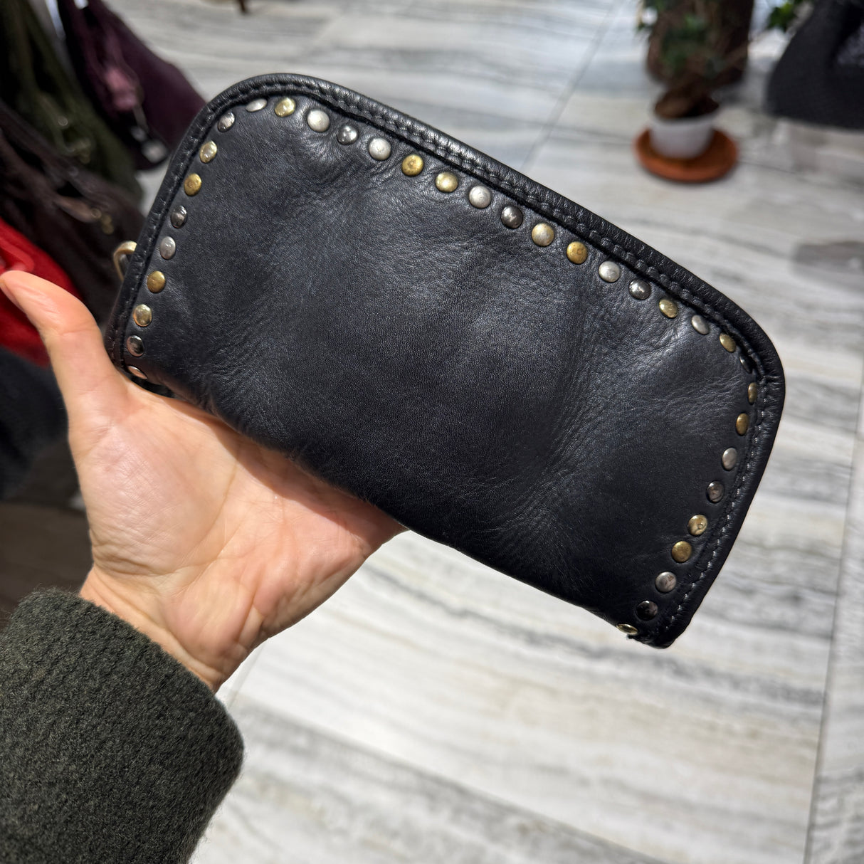 Portafoglio pelle e borchie Black