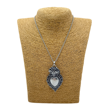 Collana Cuore Sacro ricamo