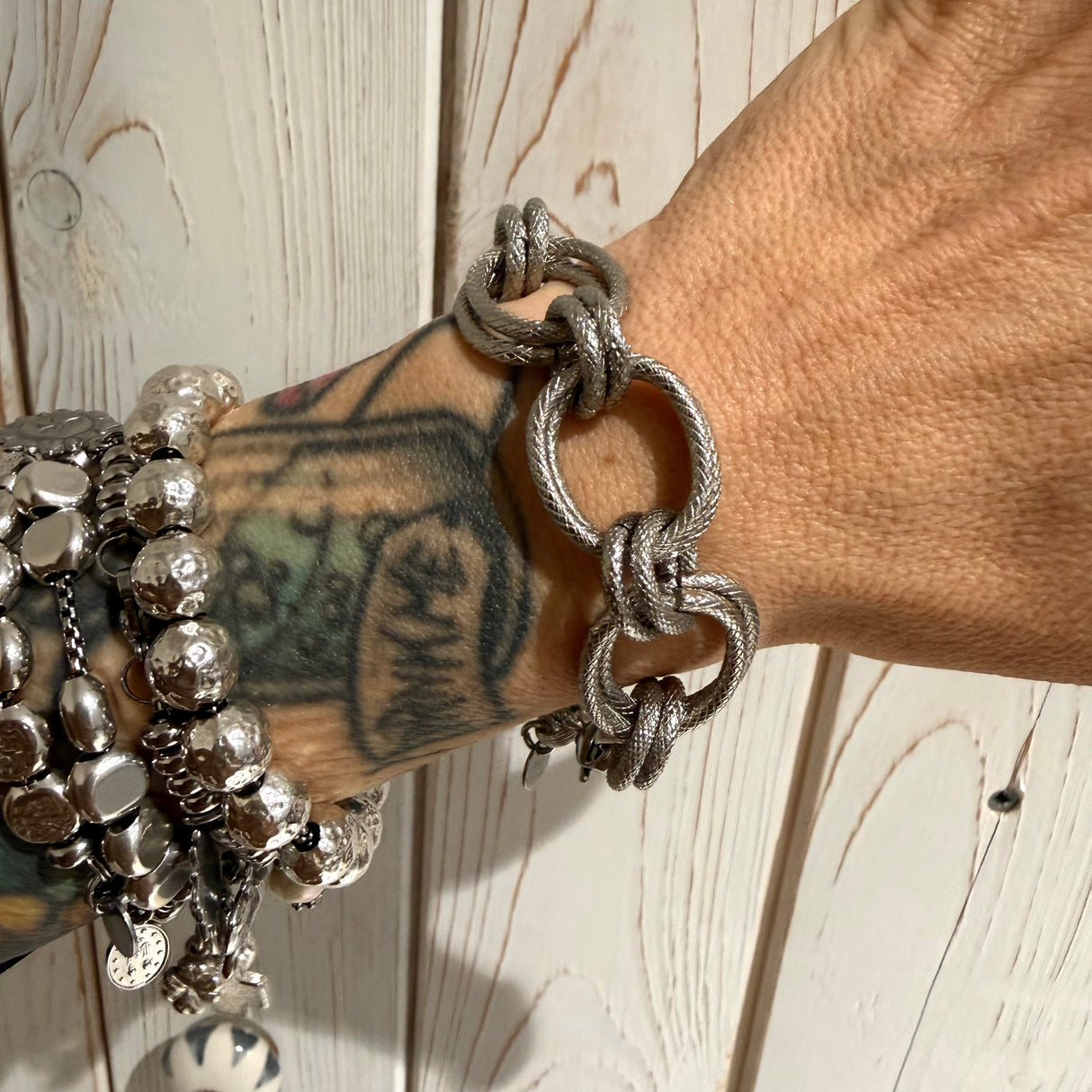 BRACCIALE ANELLI GODRONATI ALTERNATI
