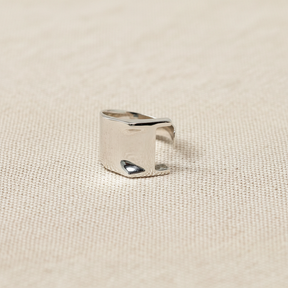 Anello lettera I