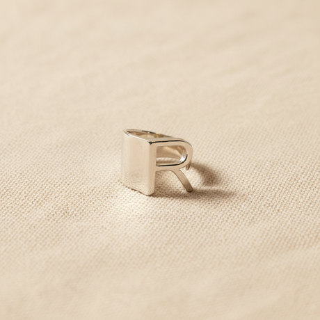 Anello lettera R