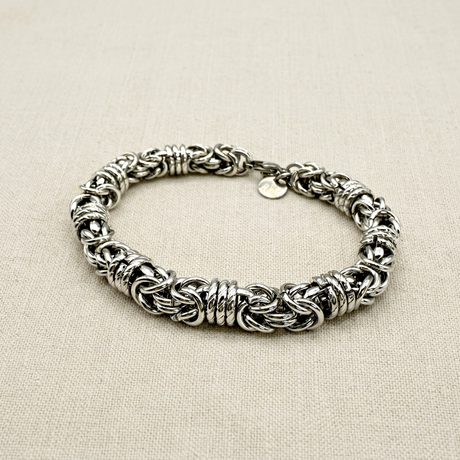 Bracciale Bizantina con Anelli Ritorti su lino beige