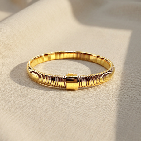 Bracciale Tubogas Dorato su lino beige
