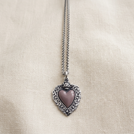 Collana Cuore Sacro smaltato Malva