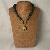 Collana sul busto originale con sfondo lino, foto 5