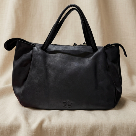 Shopper Ron Nera