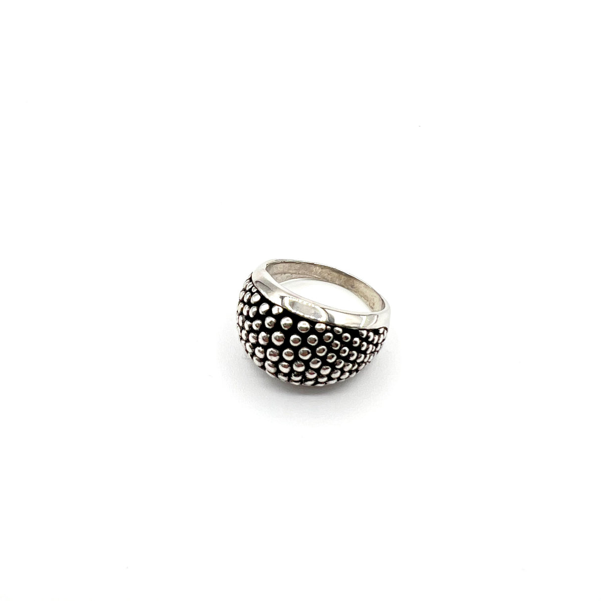 Anello bombato puntinato Argento 925