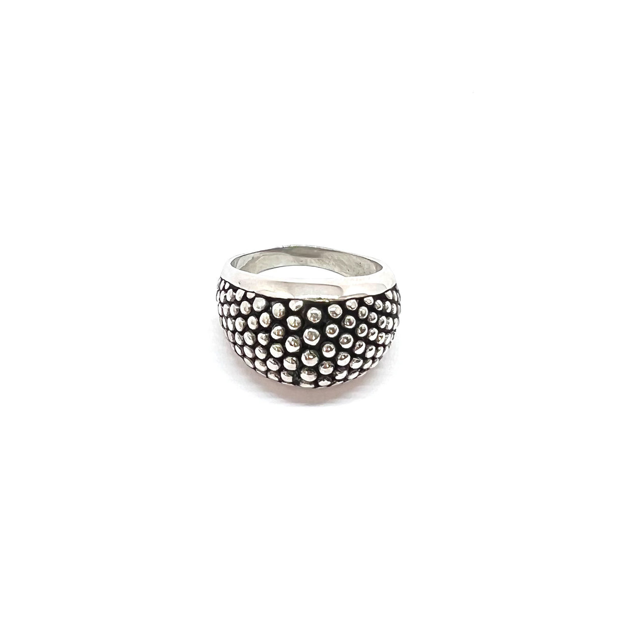 Anello bombato puntinato Argento 925