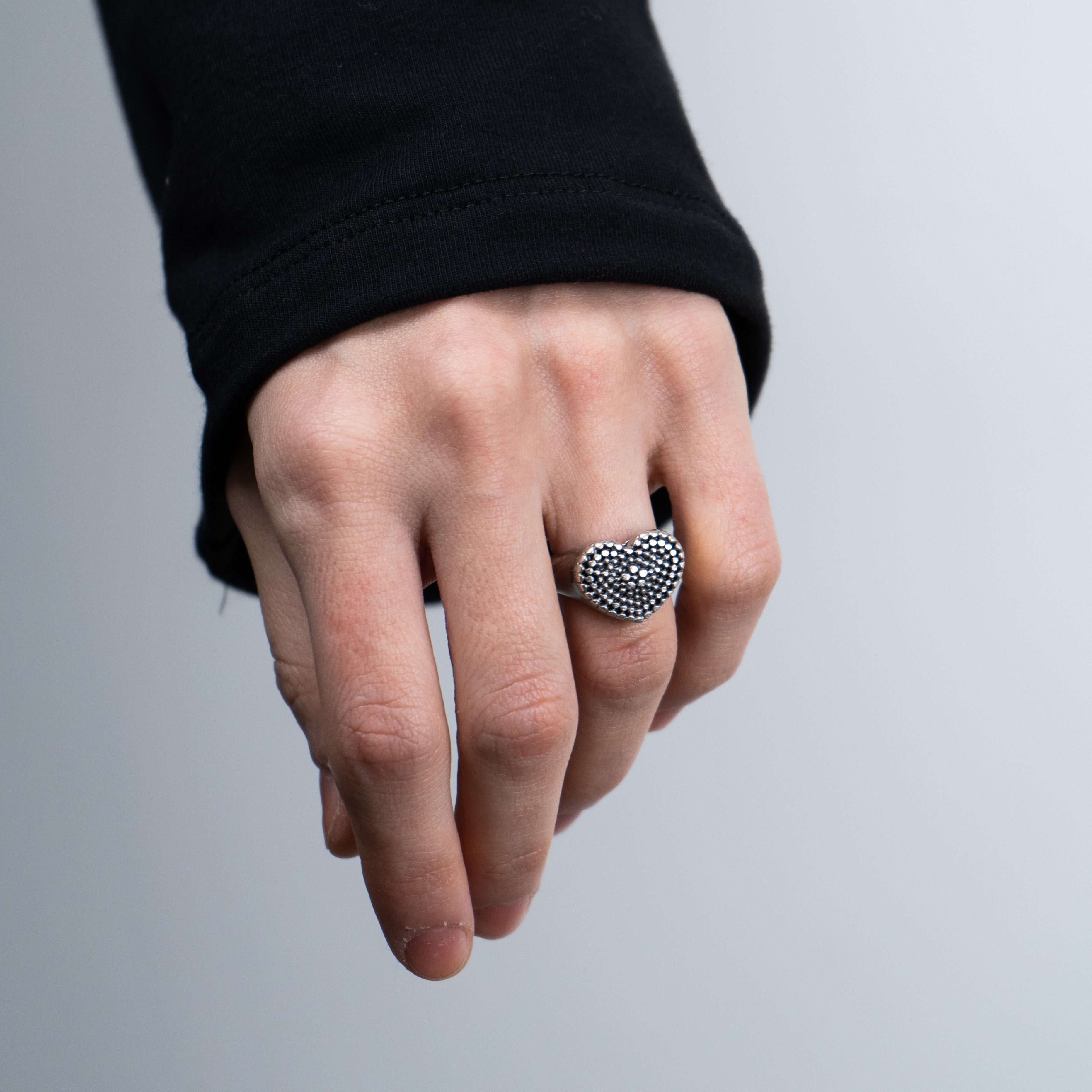 Anello cuore puntinato outlet