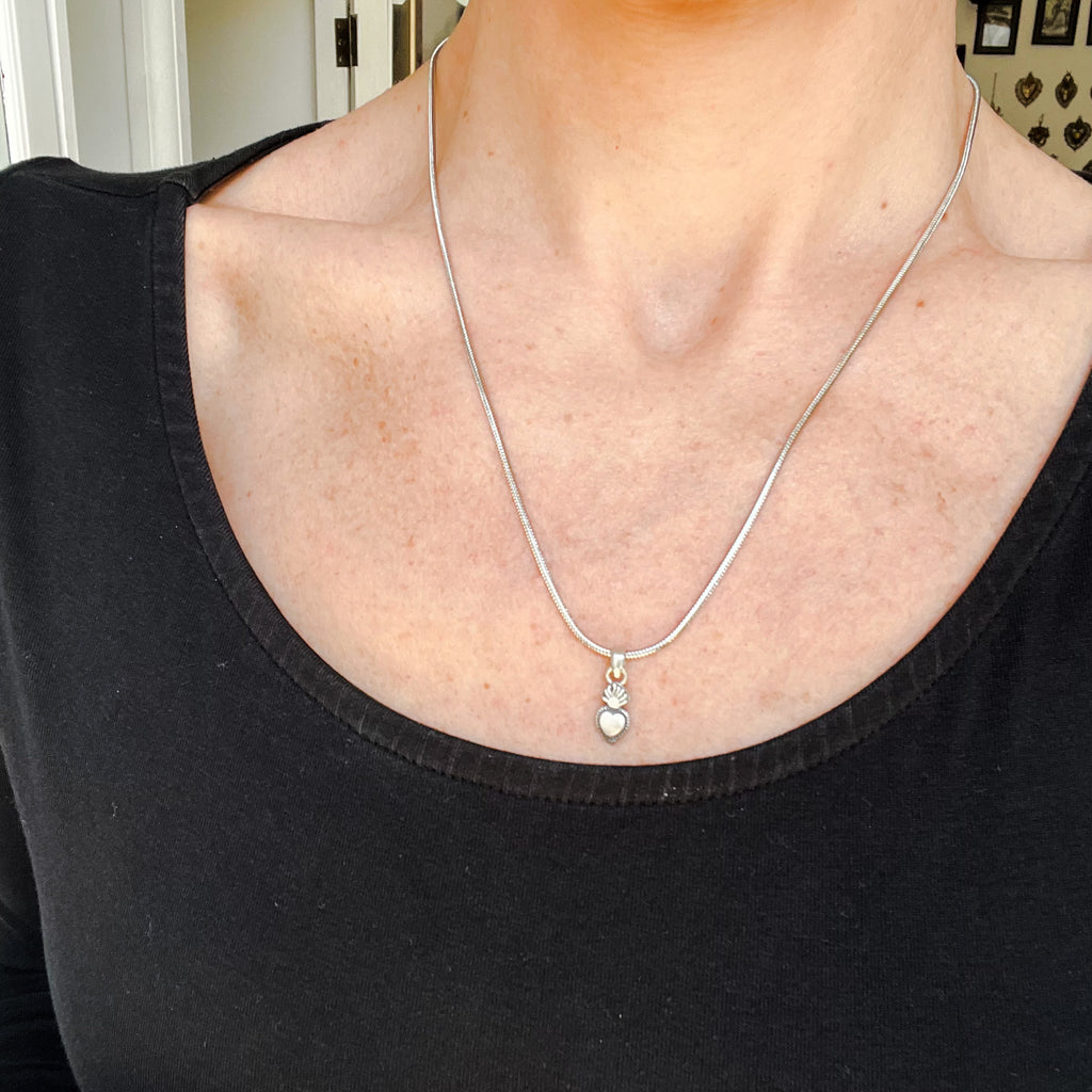 Collana Cuore Sacro – Laei Shop