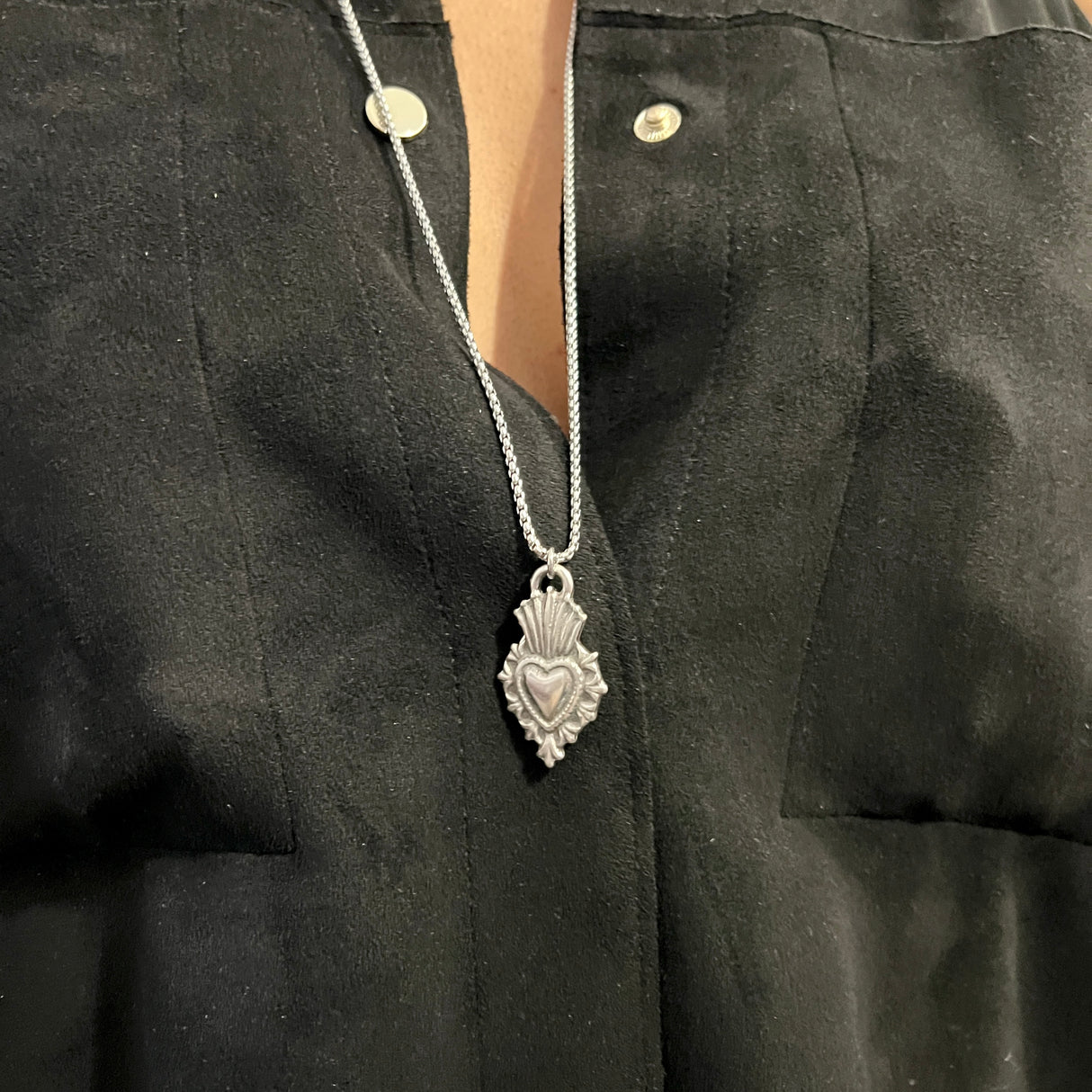 Collana Cuore Sacro Fiamma Small